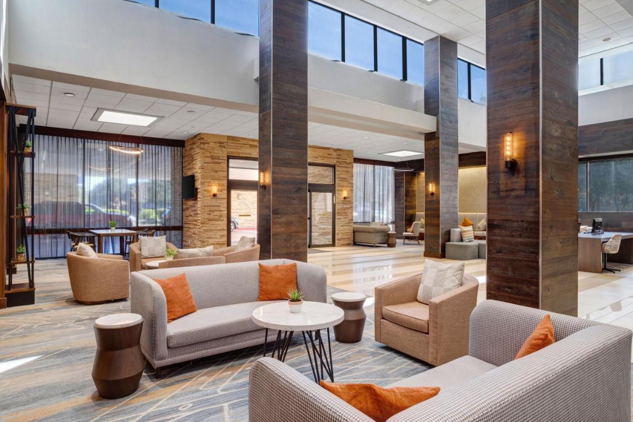 Houston Marriott North Hotell Exteriör bild