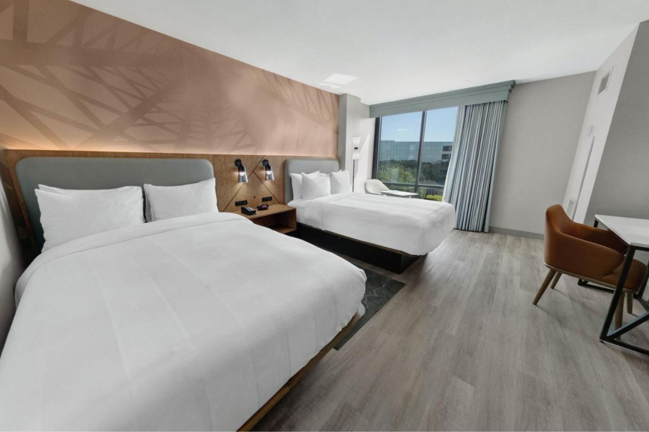 Houston Marriott North Hotell Exteriör bild